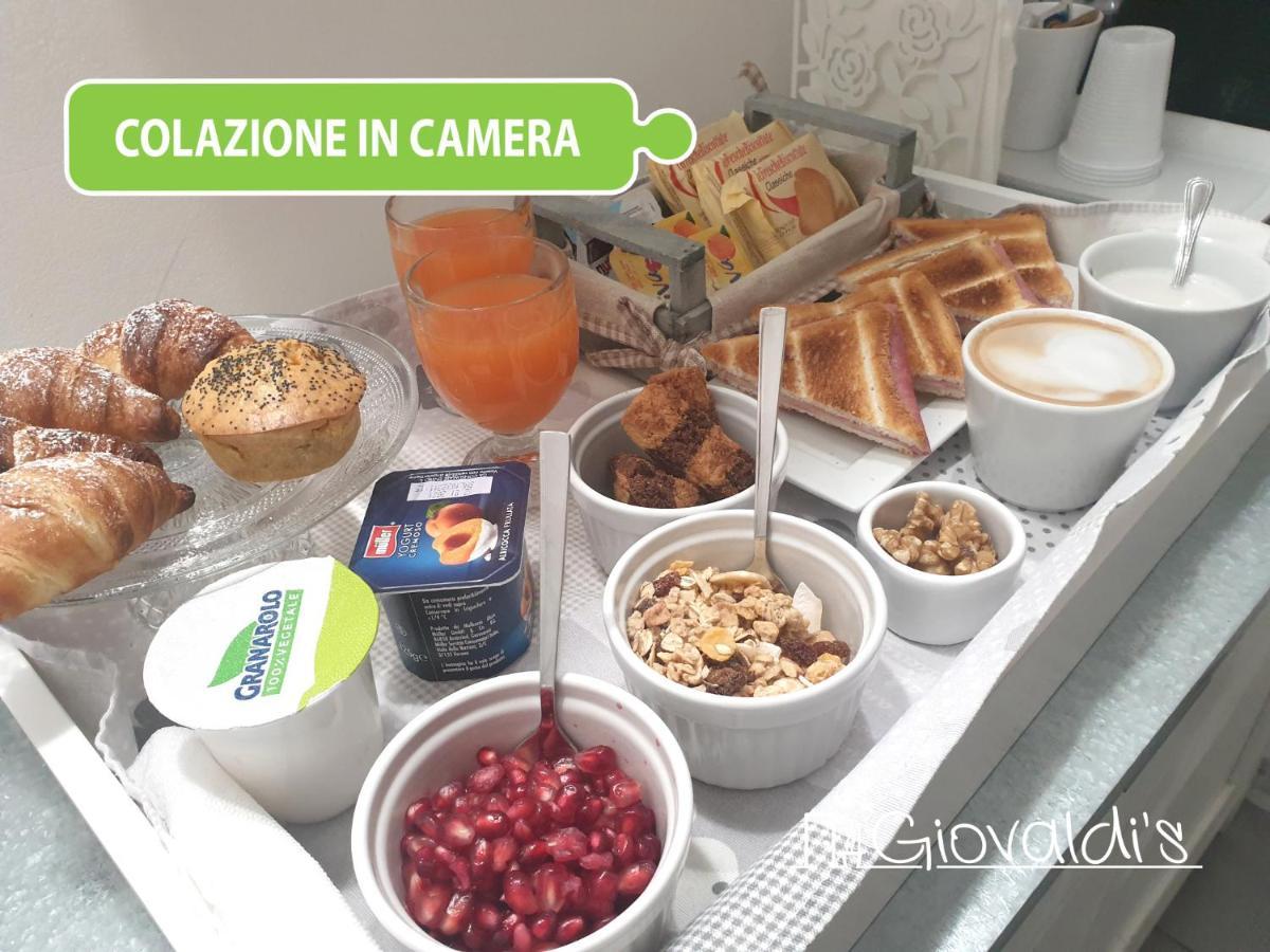 B&B Giovaldi'S Torino Buitenkant foto