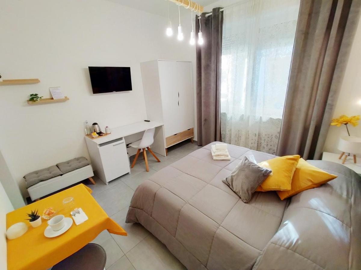 B&B Giovaldi'S Torino Buitenkant foto