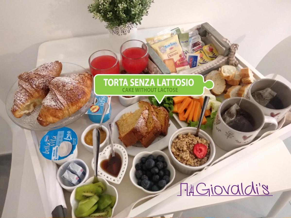 B&B Giovaldi'S Torino Buitenkant foto